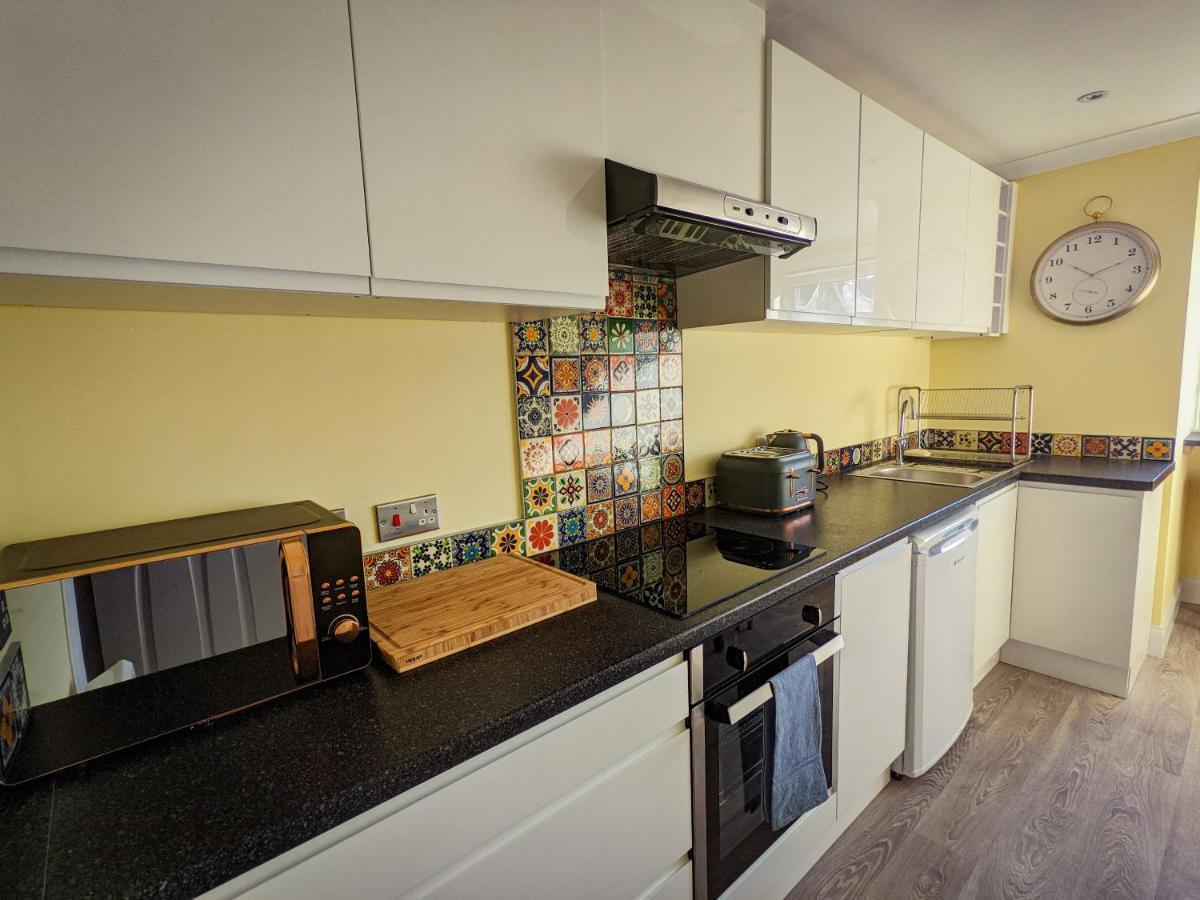 Beautiful Spacious Central Flat, بيتلوكري المظهر الخارجي الصورة